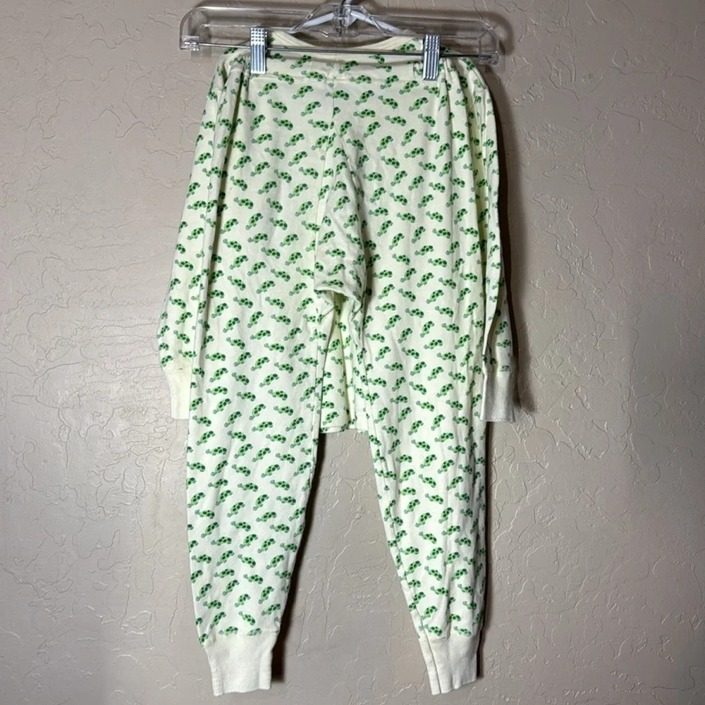 Wee muffin 100% cotton turtle print pajama set size 8